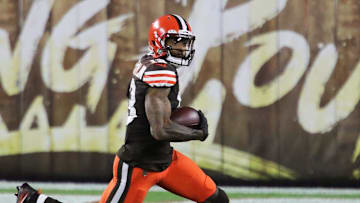 Cleveland Browns wide receiver Odell Beckham Jr. (13) rushes for yards after a reception during the first half of an NFL football game at FirstEnergy Stadium, Thursday, Sept. 17, 2020, in Cleveland, Ohio. [Jeff Lange/Beacon Journal]

Browns 17