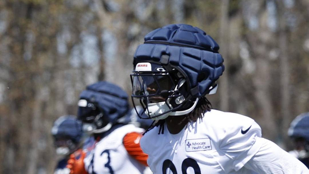 Chicago Bears defensive back Zah Frazier