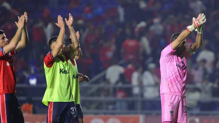 La AMFpro apoya protestas de futbolistas por el ascenso. La AMFpro apoya protestas de futbolistas por el ascenso.