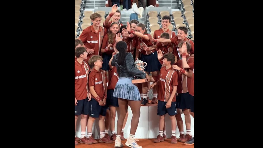 A nice moment after Gauff won her first French Open | Roland Garros X Accoun