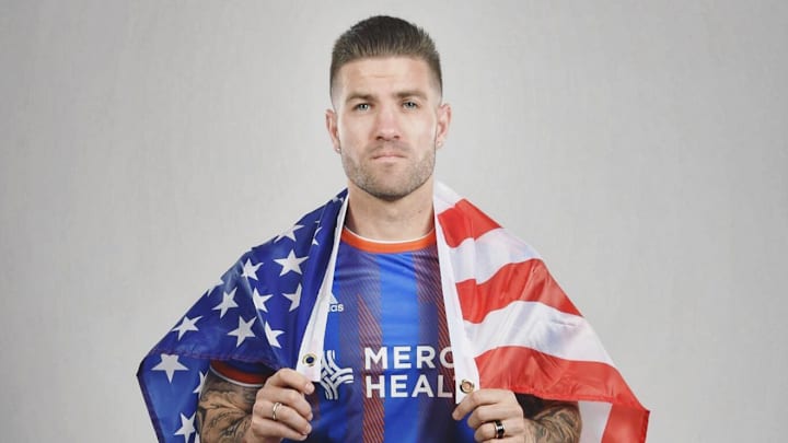 El exdefensor campeón en ambos lados de la frontera reflexiona sobre representar dos culturas y cómo los mexicoamericanos están transformando el futbol continental rumbo al Mundial 2026 El exdefensor campeón en ambos lados de la frontera reflexiona sobre representar dos culturas y cómo los mexicoamericanos están transformando el futbol continental rumbo al Mundial 2026