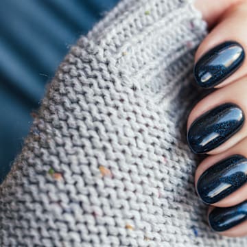 Fall manicure