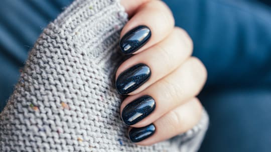 Fall manicure