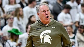 Michigan State's head coach Tom Izzo, left, talks to Coen Carr during the second half in the game against San Jose State on Thursday, Nov. 13, 2025, at the Breslin Center in East Lansing.