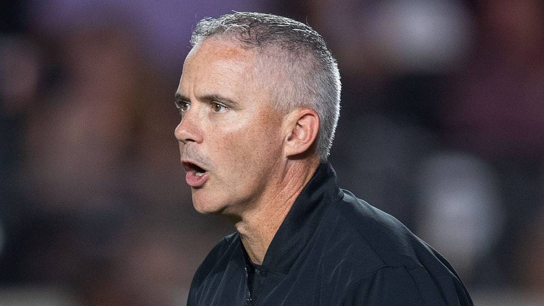 Florida State Seminoles head coach Mike Norvell coaches his players as they warm up after the game was delayed due to a power outage. The SMU Mustangs lead the Florida State Seminoles 17-10 at the end of the first half Monday, Sept. 7, 2026. Florida State Seminoles head coach Mike Norvell coaches his players as they warm up after the game was delayed due to a power outage. The SMU Mustangs lead the Florida State Seminoles 17-10 at the end of the first half Monday, Sept. 7, 2026.