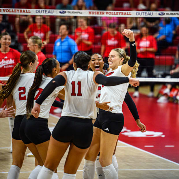 The current Husker squad comeback from a six-point deficit to win the fourth set and the match. 