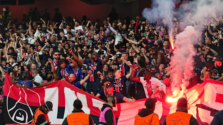 Le parcage parisien, vu du bord pelouse