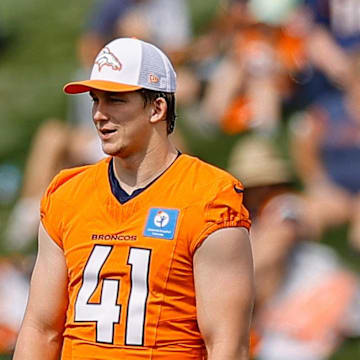 Denver Broncos linebacker Drew Sanders (41) during training camp at Broncos Park Powered by CommonSpirit.