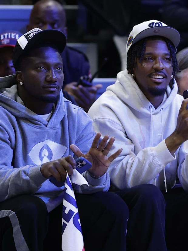 Washington Commanders wide receiver Deebo Samuels (L) and Commanders quarterback Jayden Daniels (R). Washington Commanders wide receiver Deebo Samuels (L) and Commanders quarterback Jayden Daniels (R).