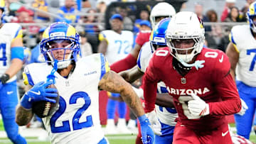 Los Angeles Rams running back Blake Corum (22) runs for a touchdown against the Arizona Cardinals in the second half at State Farm Stadium on Dec 7, 2025, in Glendale, Ariz.