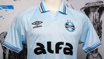 Nova camisa foi apresentada nesta sexta-feira