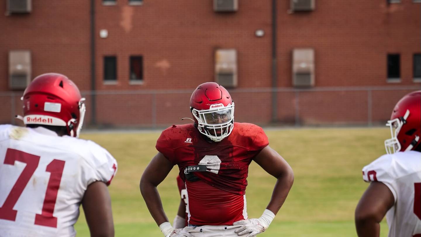 Isaiah Gibson Commits to Georgia Football