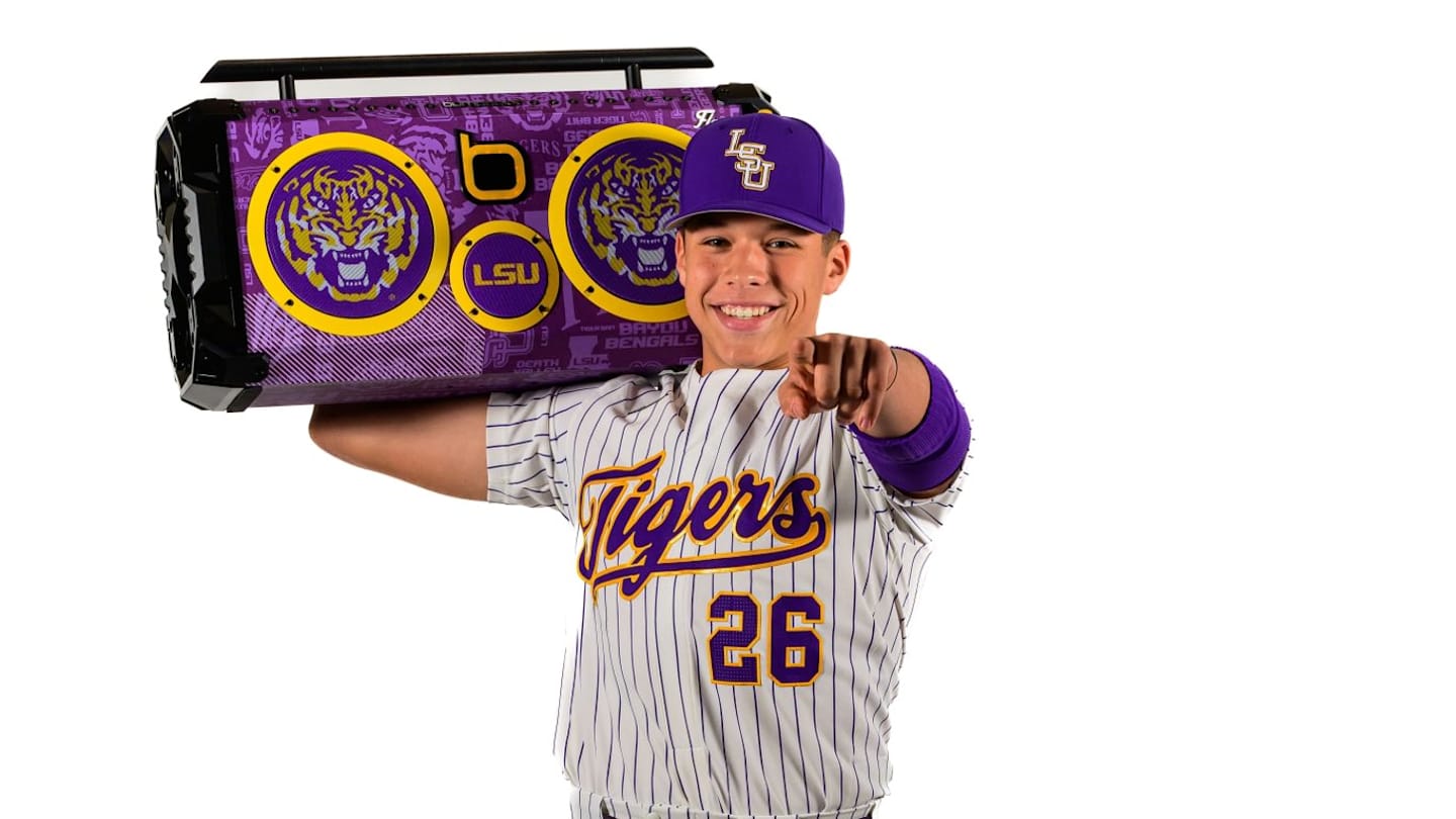 Top-Ranked LSU Baseball Catcher Commit Bypassing MLB Draft, Heading to Campus