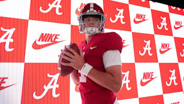 2026 Alabama QB commit Jett Thomalla during his official visit to Tuscaloosa