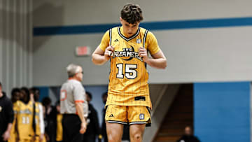 Eli Ellis during an away game with YNG Dreamerz