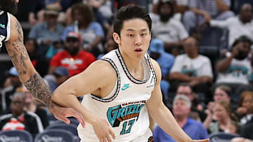 Dallas Mavericks v Memphis Grizzlies