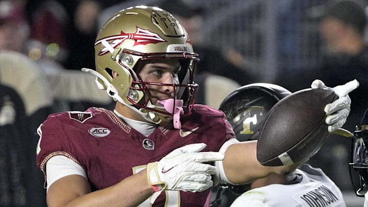Nov 1, 2025; Tallahassee, Florida, USA; Florida State Seminoles wide receiver Duce Robinson (0) celebrates a pass catch during the second half against the Wake Forest Demon Deacons at Doak S. Campbell Stadium. Mandatory Credit: Melina Myers-Imagn Images Nov 1, 2025; Tallahassee, Florida, USA; Florida State Seminoles wide receiver Duce Robinson (0) celebrates a pass catch during the second half against the Wake Forest Demon Deacons at Doak S. Campbell Stadium. Mandatory Credit: Melina Myers-Imagn Images