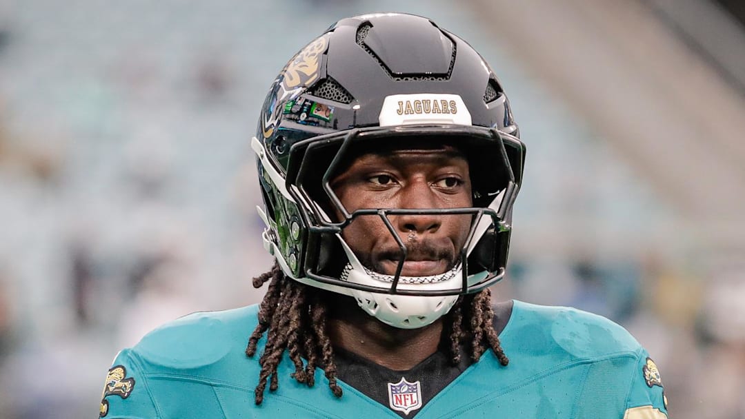 Dec 7, 2025; Jacksonville, Florida, USA;Jacksonville Jaguars linebacker Devin Lloyd (0) stands on the field during pregame warmups against the Indianapolis Colts at EverBank Stadium. Mandatory Credit: Travis Register-Imagn Images