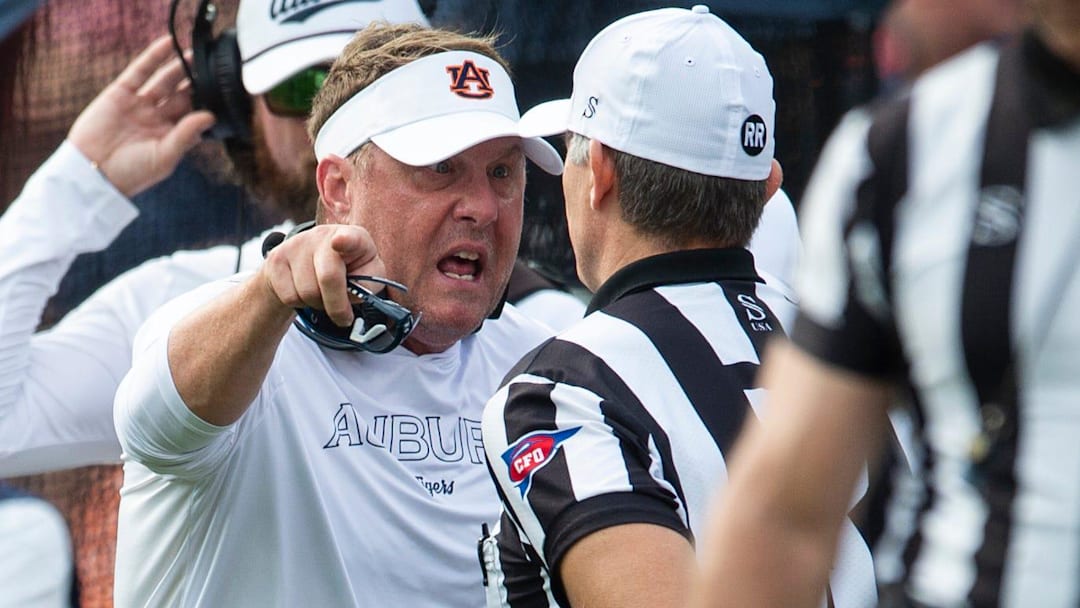 Auburn Tigers head coach Hugh Freeze