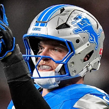 Detroit Lions defensive end Aidan Hutchinson (97).