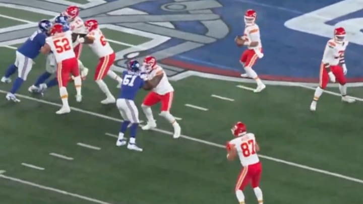 Patrick Mahomes and Travis Kelce failed to connect on this play. Patrick Mahomes and Travis Kelce failed to connect on this play.