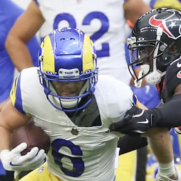 Los Angeles Rams wide receiver Drake Stoops