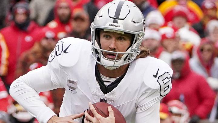 Raiders' Heartbreaking Loss to Chiefs: Final Minutes Filled with Controversy - News Directory 3