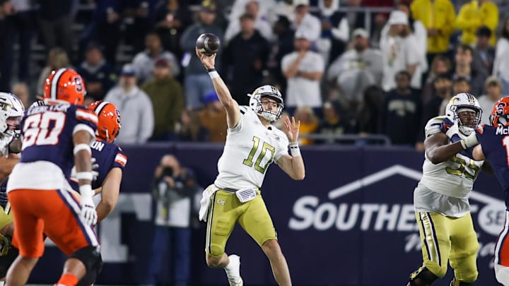 Nov 18, 2023; Atlanta, Georgia, USA; Georgia Tech Yellow Jackets quarterback Haynes King (10) throws a pass against the Syracuse Orange in the first half at Bobby Dodd Stadium at Hyundai Field. Mandatory Credit: Brett Davis-Imagn Images
