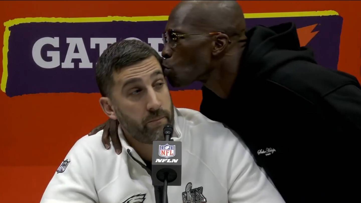 Nick Sirianni Got a Kiss on the Cheek From Chad Johnson at Super Bowl ...