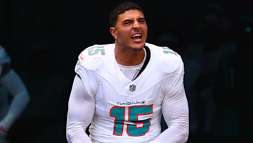 Miami Dolphins OLB Jaelan Phillips