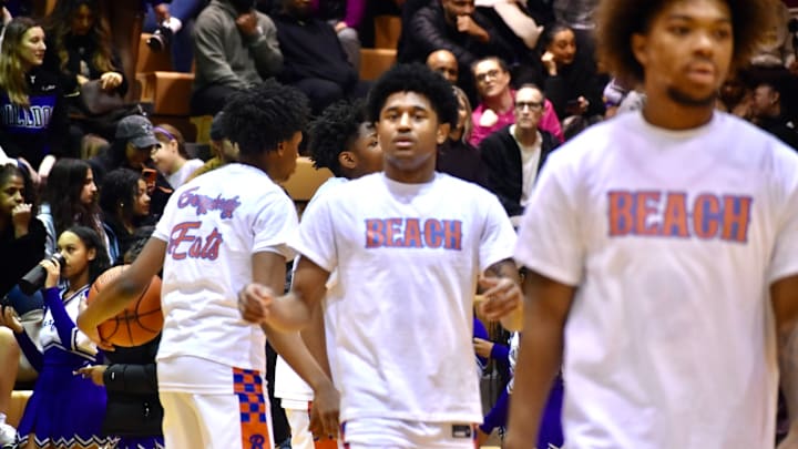 Top-ranked Rainier Beach boys won Class 3A Sea-King District championship with 71-57 win over No. 3 Bellevue.