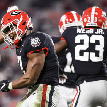 Georgia inside linebacker Nakobe Dean (17) during a game against Mississippi State on Dooley Field at Sanford Stadium in Athens, Ga., on Saturday, Nov. 21, 2020. (Photo by Tony Walsh)