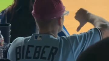 Justin Bieber gave Shohei Ohtani’s Game 3 home run one thumb down.