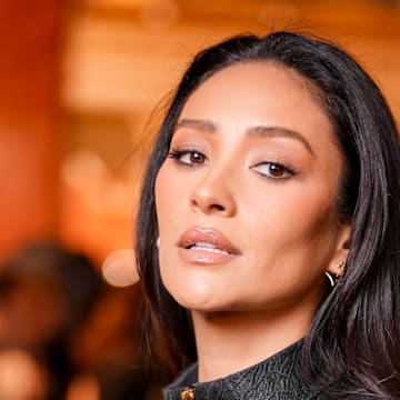 Shay Mitchell 