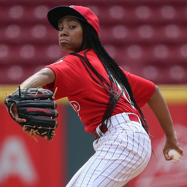 Mo'ne Davis Baseball Pitcher WPBL