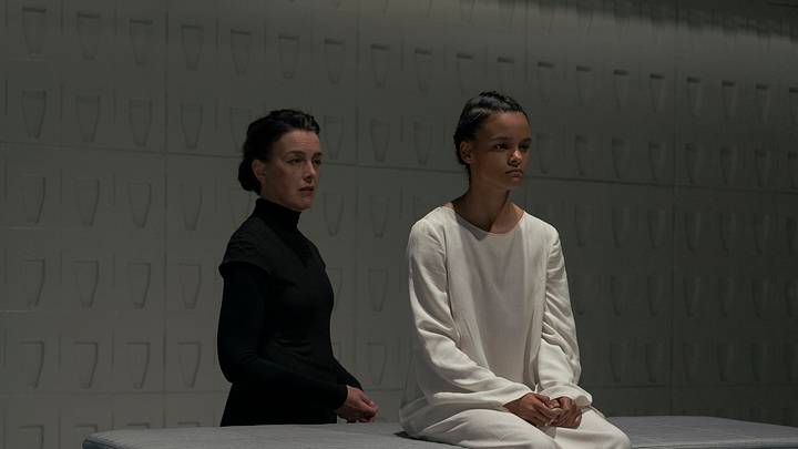 Olivia Williams and Chloe Lea in Dune: Prophecy on HBO