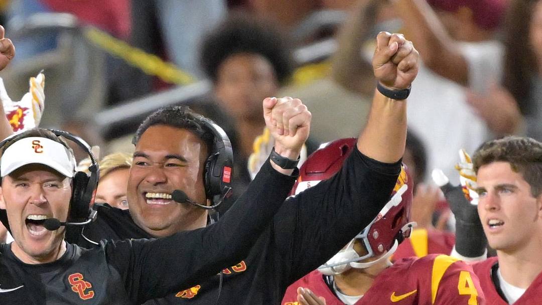 USC Trojans Lincoln Riley Recruiting Class practice luke wafle mark bowman trent mosley jayden maiava big ten playoff nil