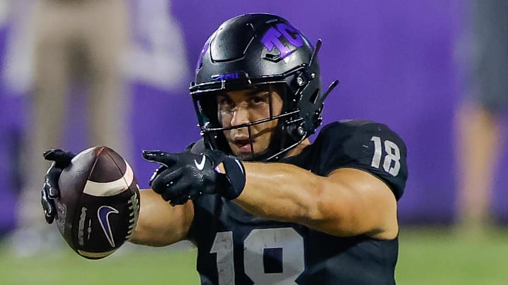 Sep 14, 2024; Fort Worth, Texas, USA; TCU Horned Frogs wide receiver Jack Bech (18) signals first down after a catch during the fourth quarter against the UCF Knights at Amon G. Carter Stadium. Mandatory Credit: Andrew Dieb-Imagn Images Sep 14, 2024; Fort Worth, Texas, USA; TCU Horned Frogs wide receiver Jack Bech (18) signals first down after a catch during the fourth quarter against the UCF Knights at Amon G. Carter Stadium. Mandatory Credit: Andrew Dieb-Imagn Images