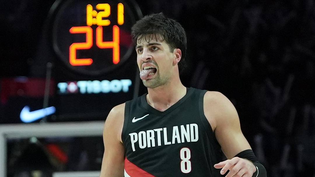 Portland Trail Blazers forward Deni Avdija celebrates  after making a three-point shot during the second half against the Chicago Bulls at Moda Center. Mandatory Credit: Soobum Im-Imagn Images