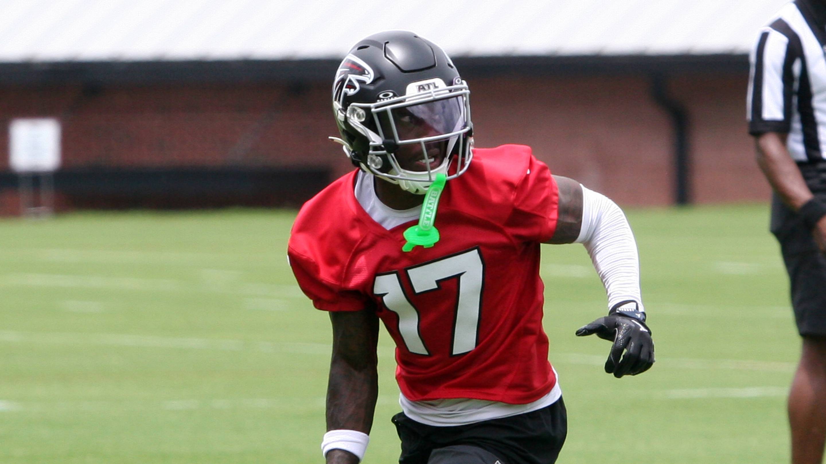 The Atlanta Falcons selected former Georgia Bulldogs wide receiver Zachariah Branch in the third round of the 2026 NFL Draft.