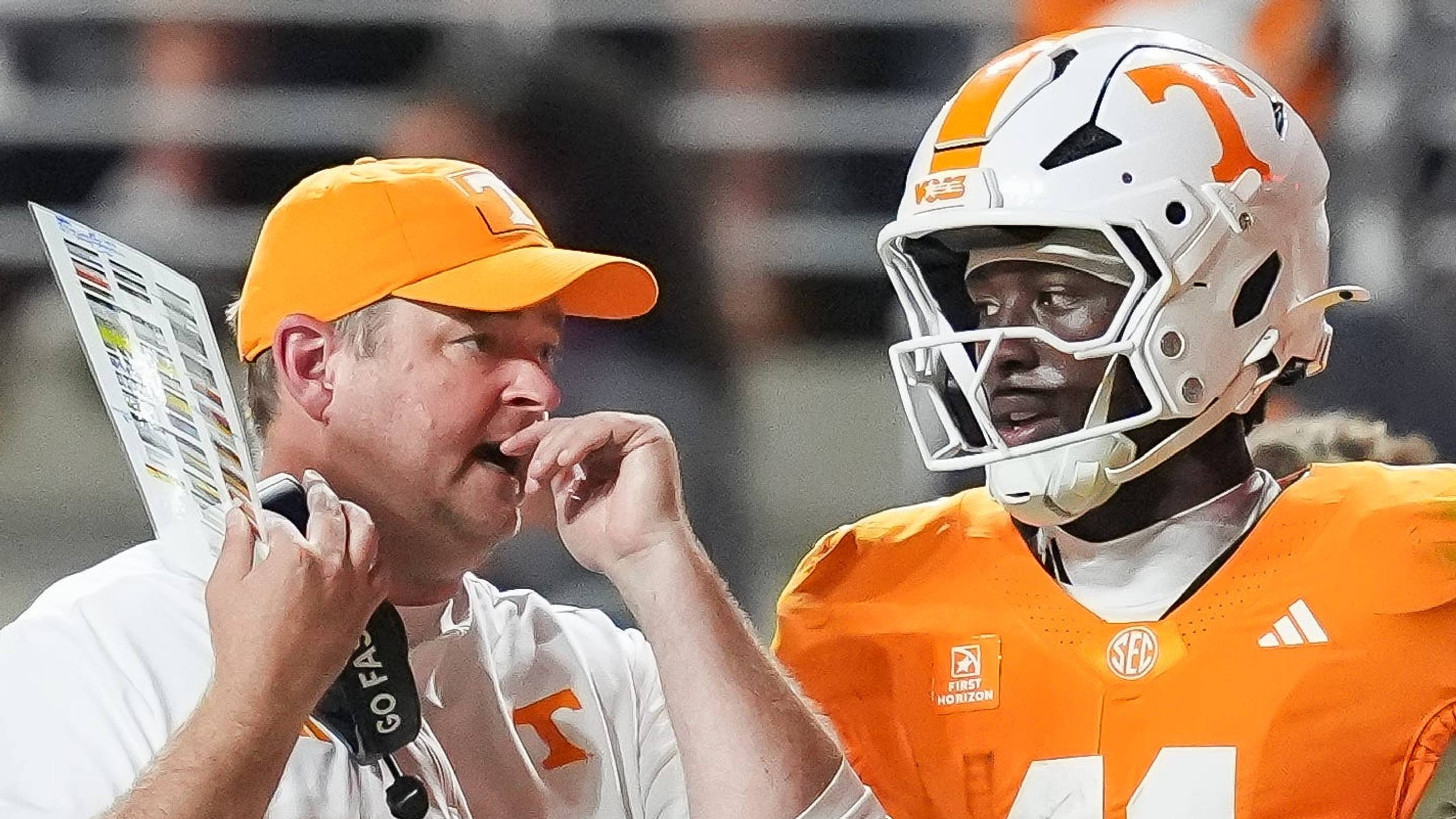 Projected college football rankings after Tennessee blows upset vs. Texas, Louisville falls, Indiana struggles