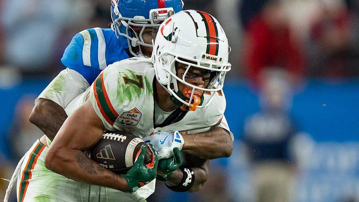 Miami Hurricanes wide receiver CJ Daniels (7) 