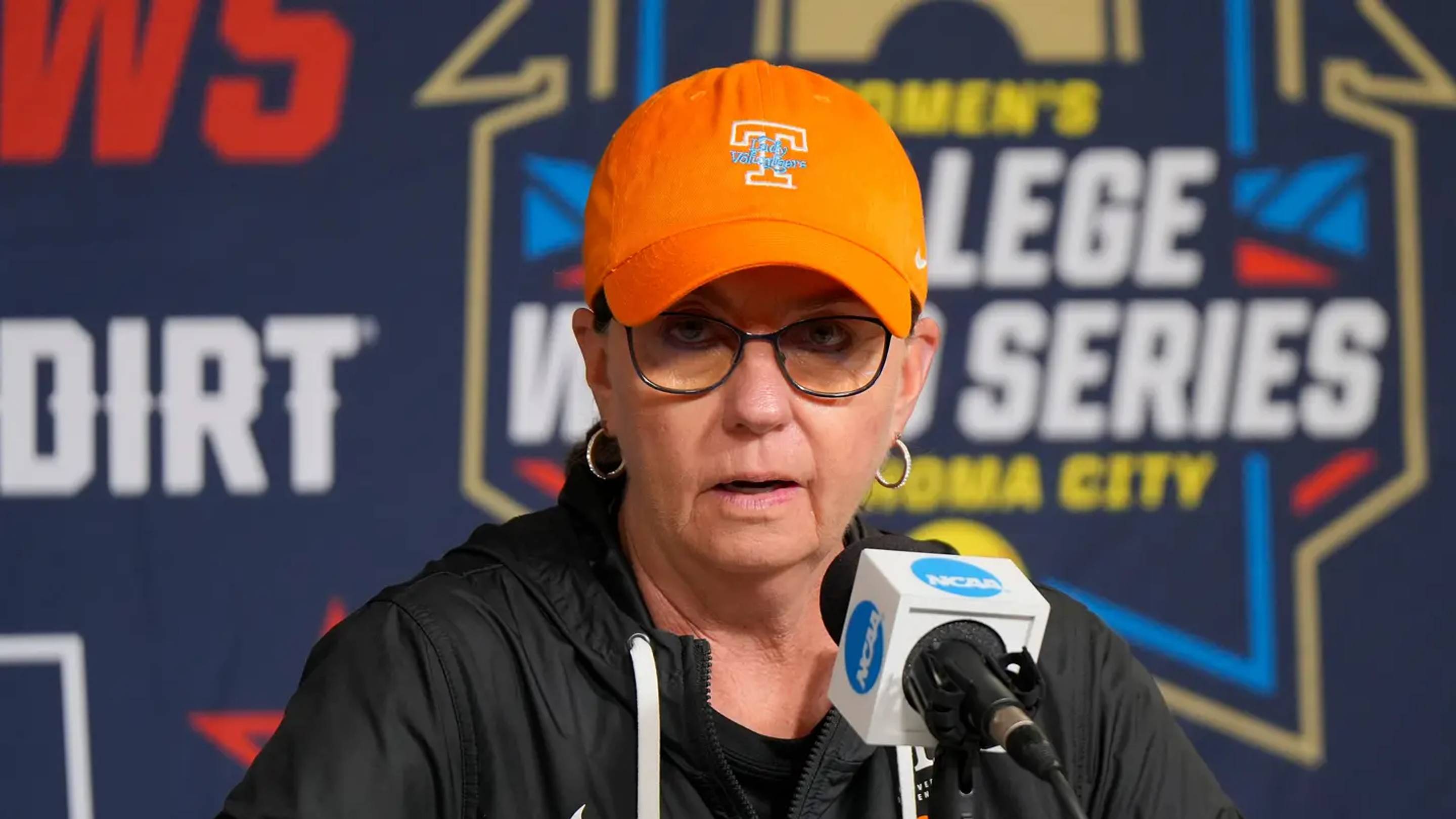 Everything Karen Weekly Said After Tennessee Softball’s Fall Finale vs. Lee