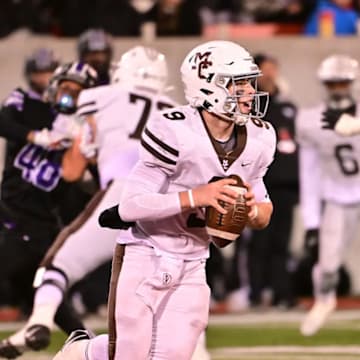 Jack Elliott plays in a Mount Carmel High School football game.
