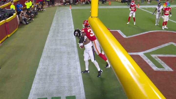 Baltimore Ravens tight end Isaiah Likely steps out of bounds on final play of the game to nix the touchdown that would have pulled the Ravens within a point of the Kansas City Chiefs.