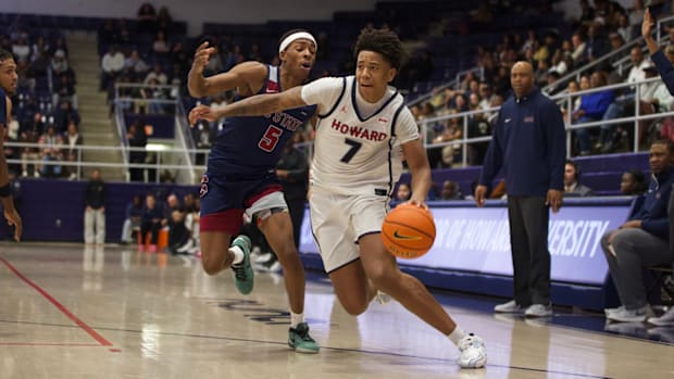 Howard Bison Guard - Blake Harper