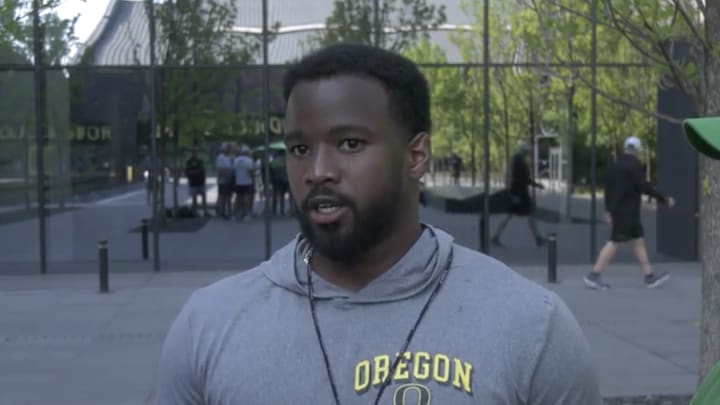 Oregon Ducks Coach Ra'Shaad Samples