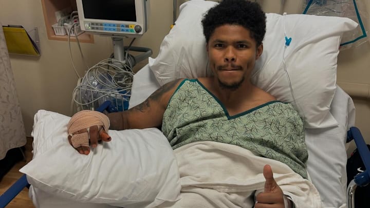 Shakur Stevenson has to withdraw from Joe Cordina bout due to sudden injury