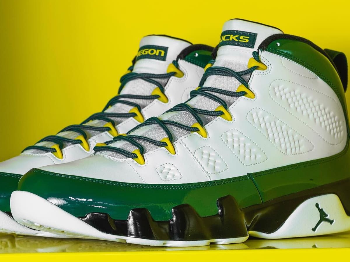 Oregon Ducks Unveil New Jordan 9E Sneaker Ahead of Washington Rivalry Game