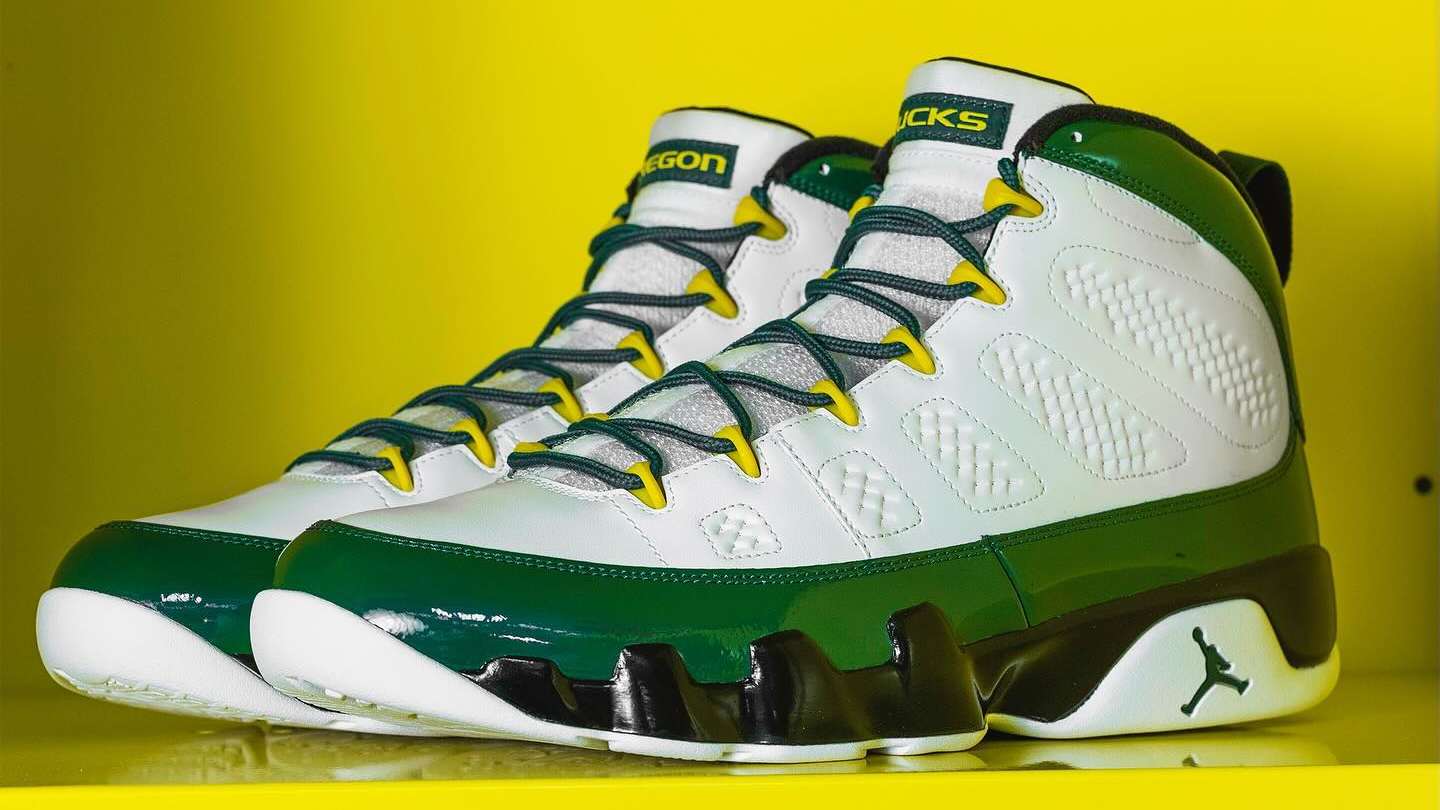 oregon duck jordans